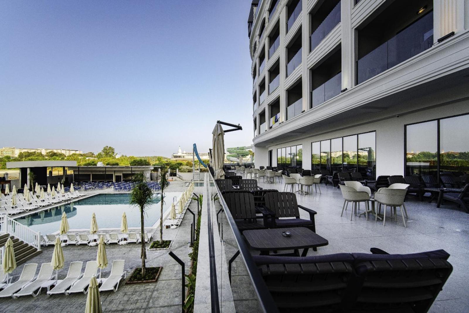 Side Moon Palace Exterior photo